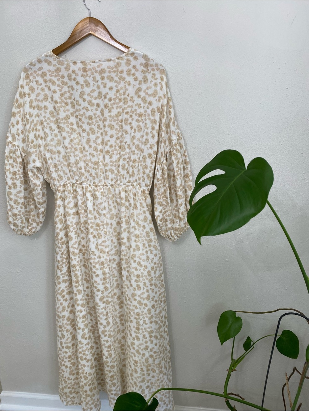 Worth Collective Hunter 100/ cotton gauze Cream Floral Maxi Dress - Picture 5 of 10